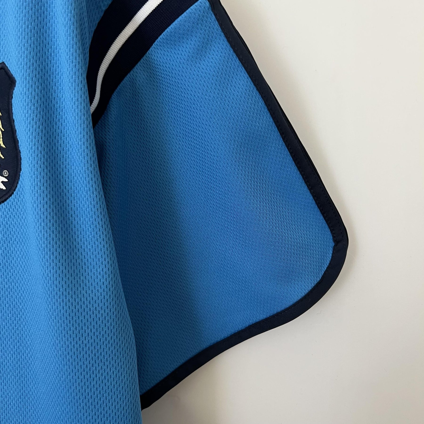 Manchester City Retro Jersey Home 2001/02