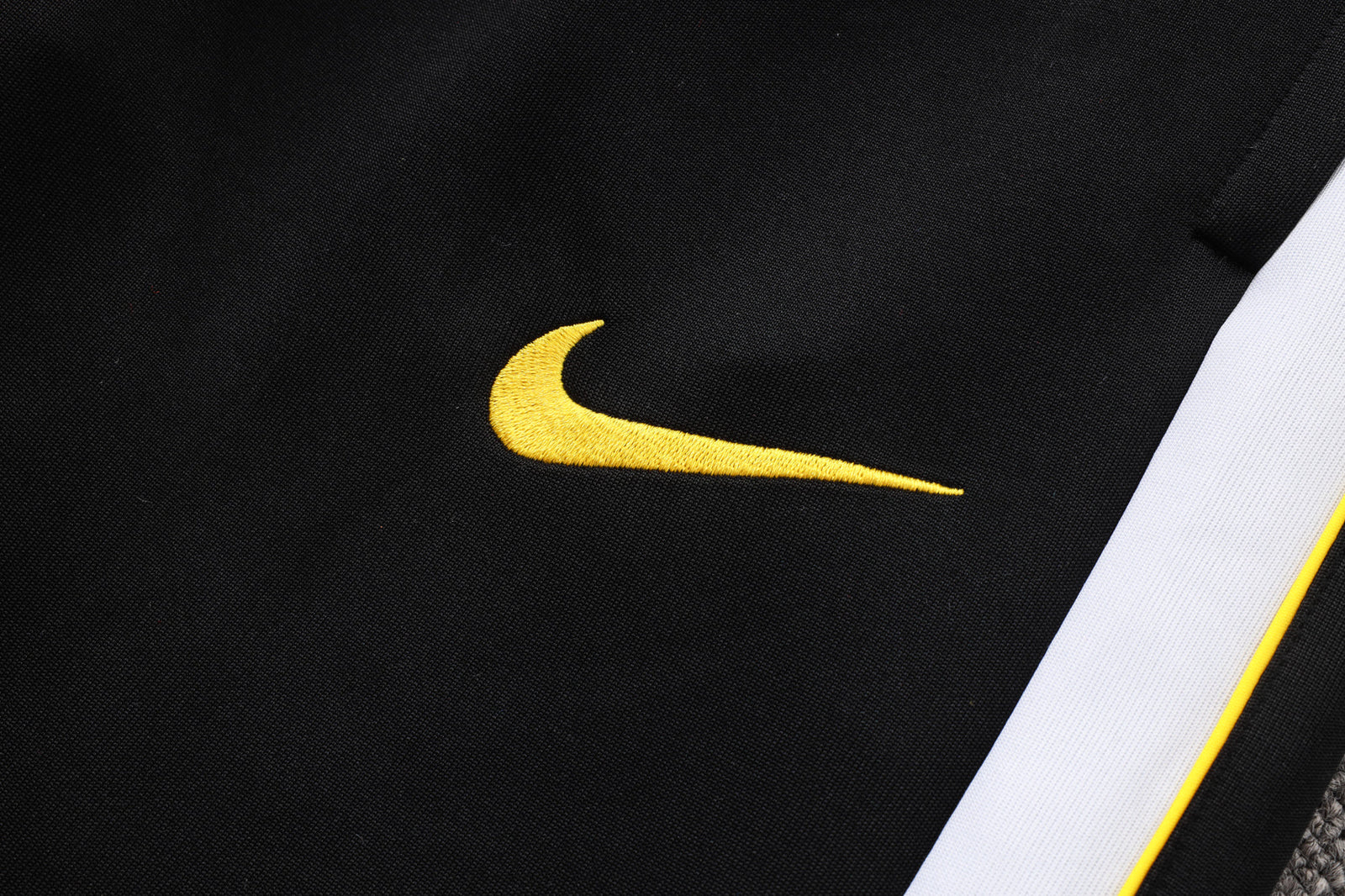 Tracksuit 26/27