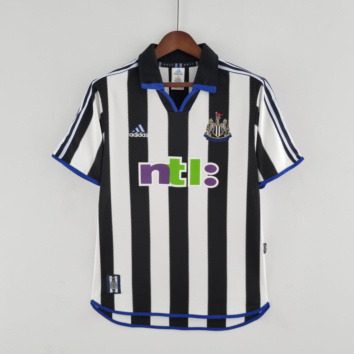 Newcastle Retro Home Jersey 2000/2001