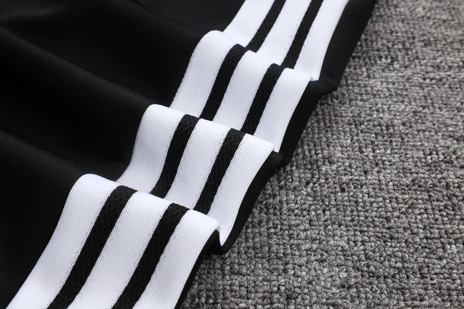 Tracksuit 26/27