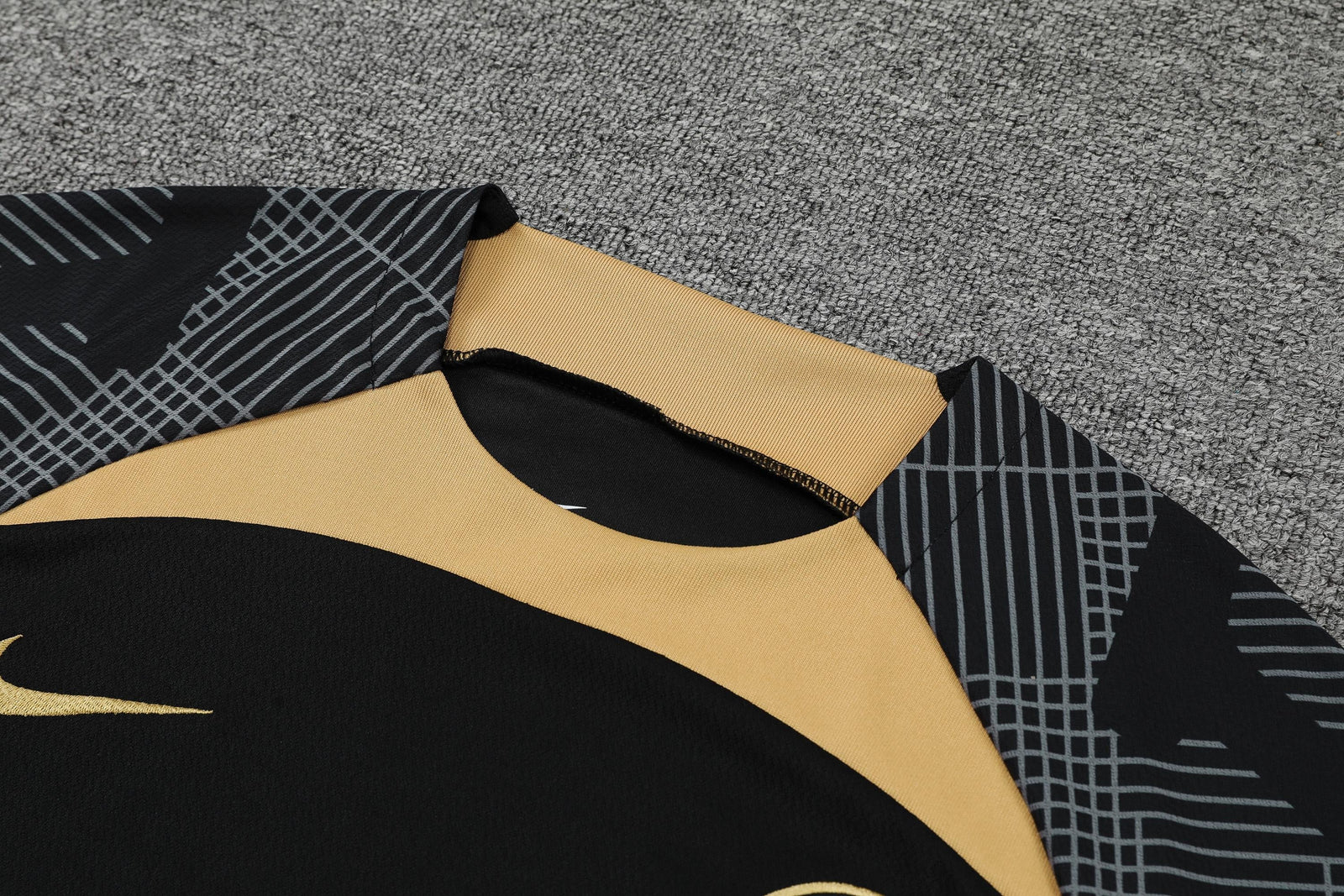 Training Men's Kit