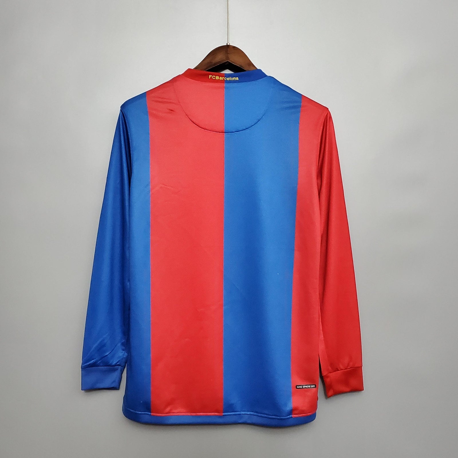 Barcelona Retro Home Jersey 06/07 - Long Sleeve