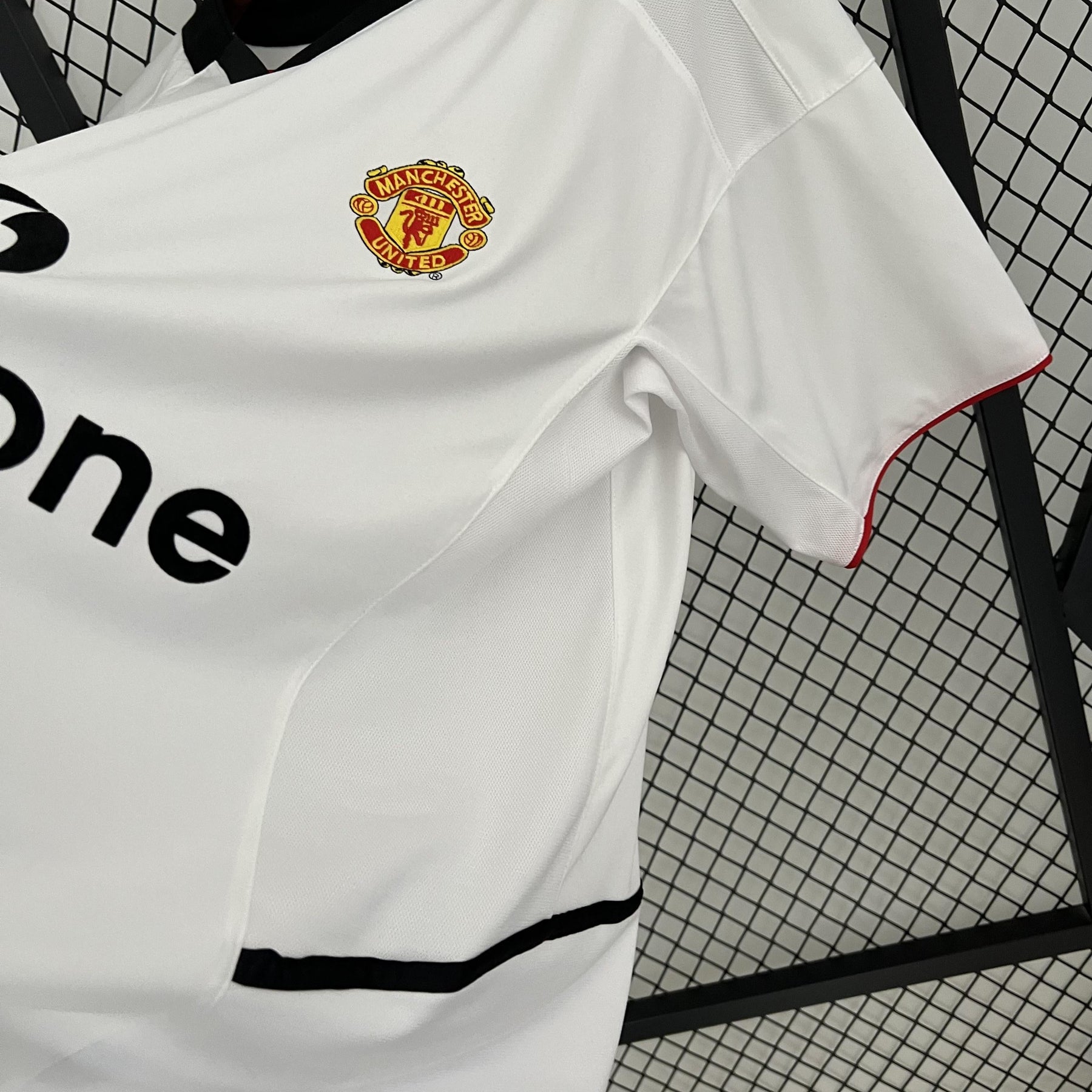 Manchester United Retro white 2002/03