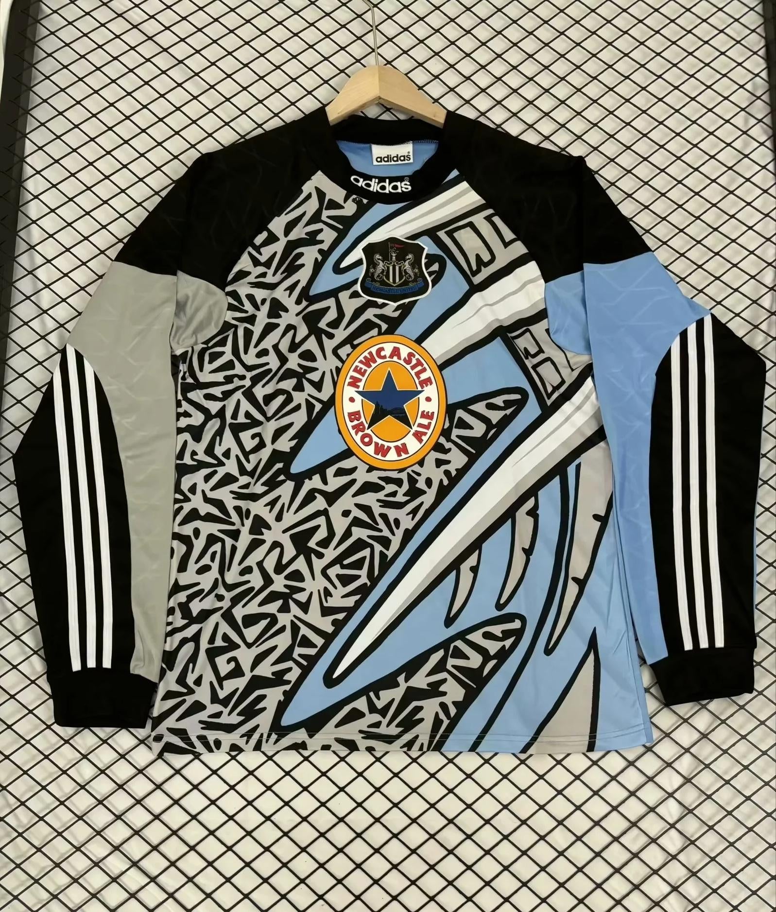 Newcastle Retro Home Jersey 1995/1996 GK Goalkeeper - Long Sleeve