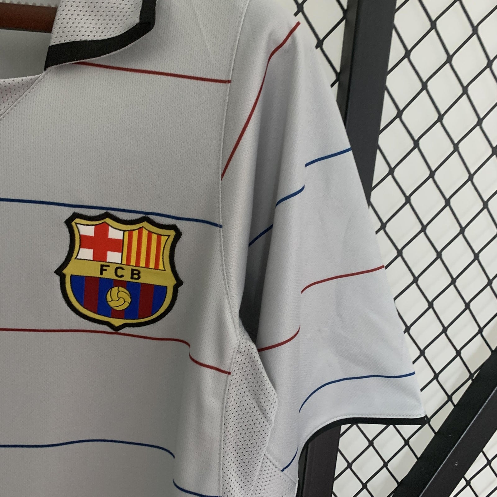 Barcelona Retro Away Jersey 03/04