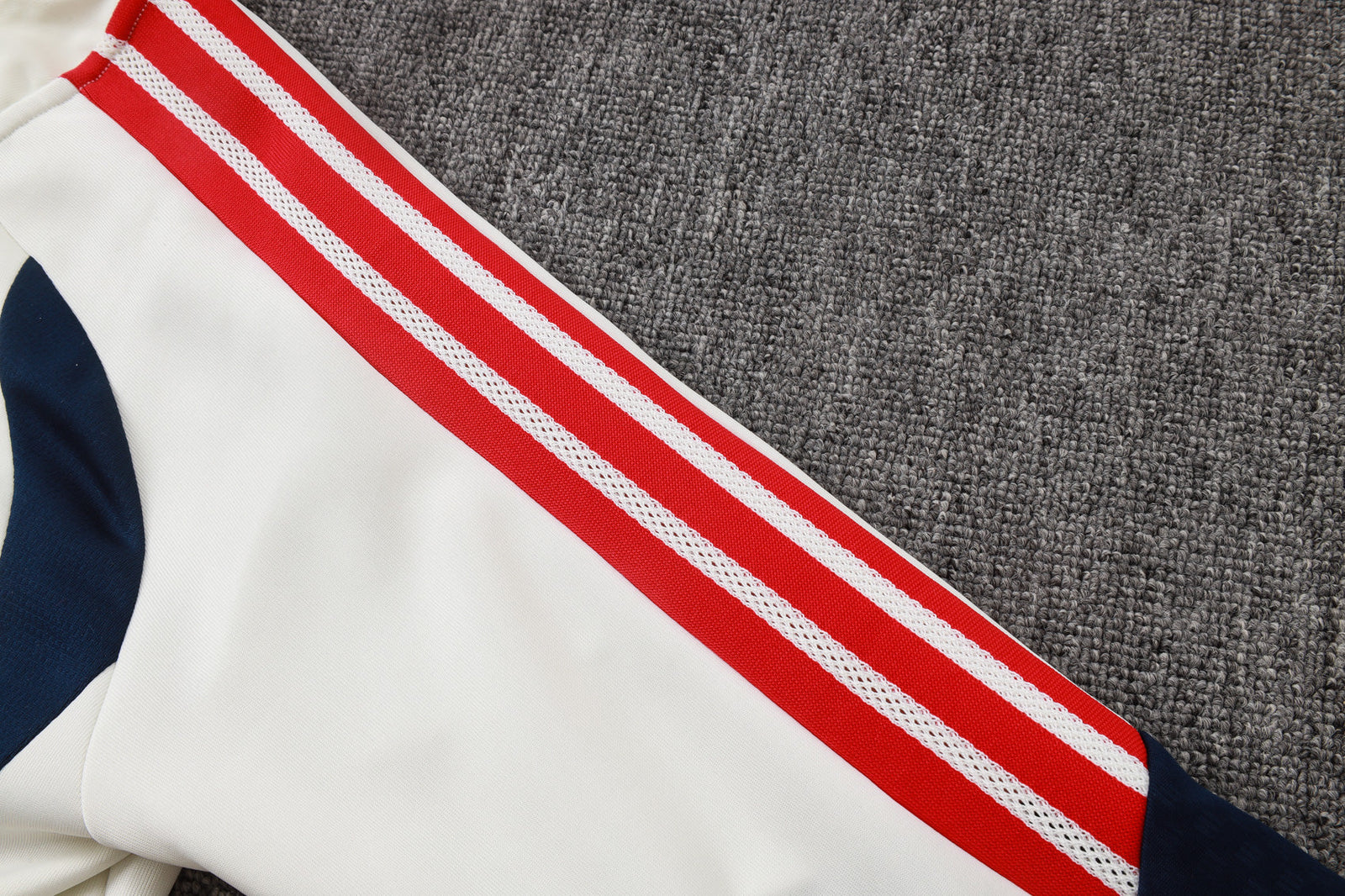 Tracksuit 26/27