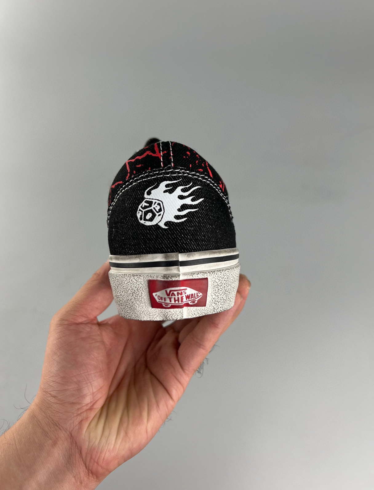 Stranger Things x Vans Style