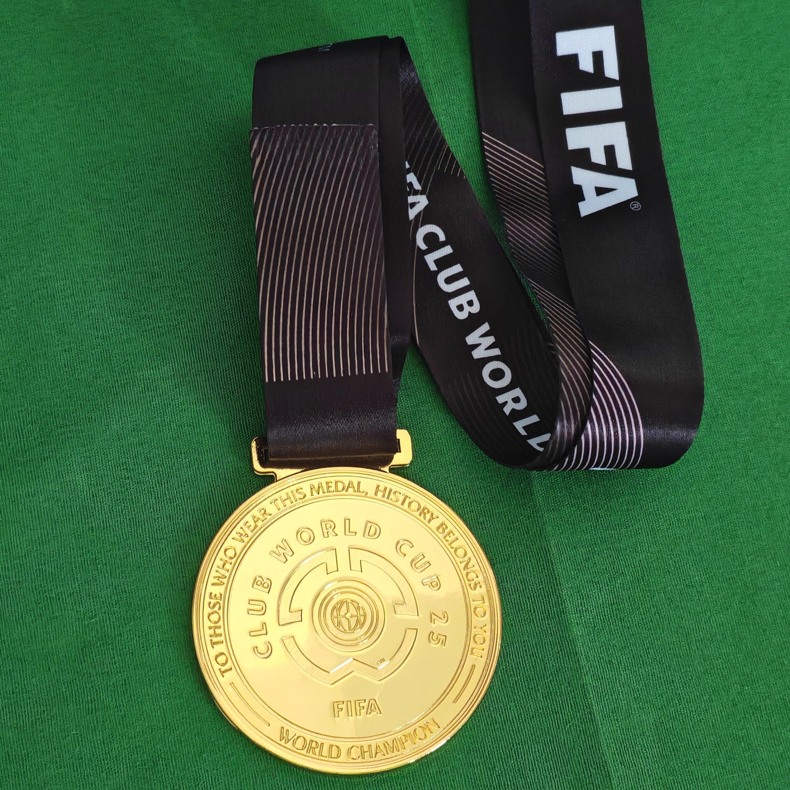 Medal 25