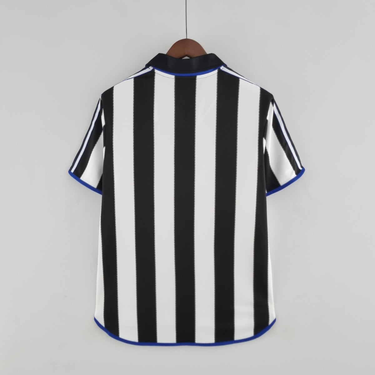 Newcastle Retro Home Jersey 2000/2001