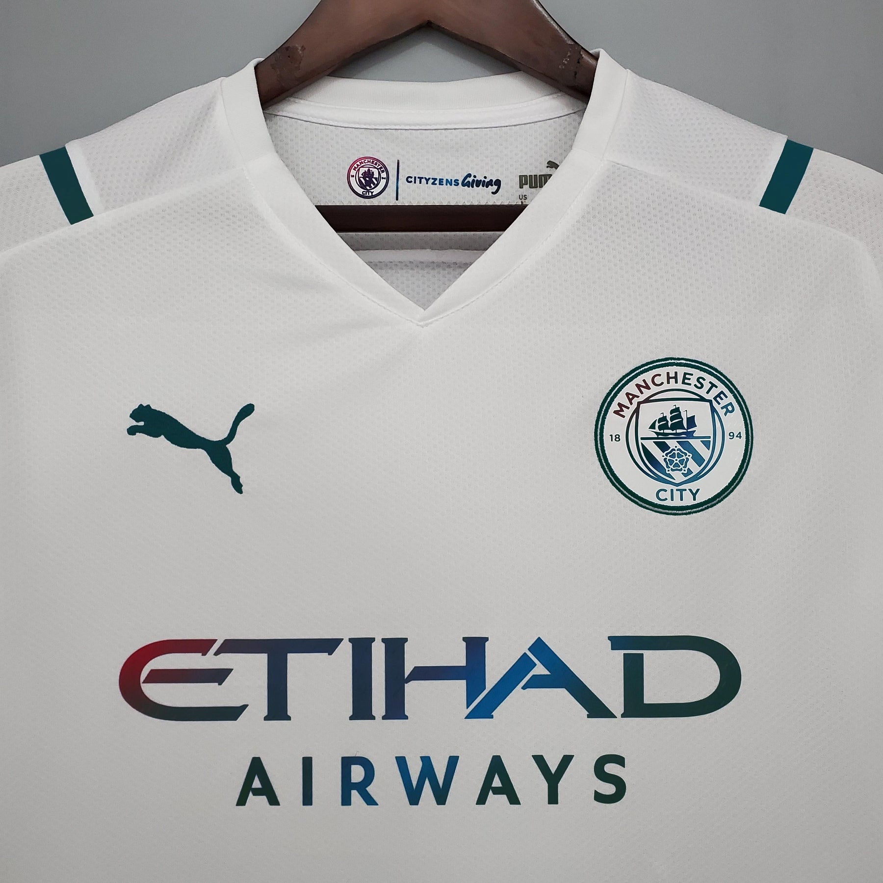 Manchester City Retro Jersey Away 2021/22