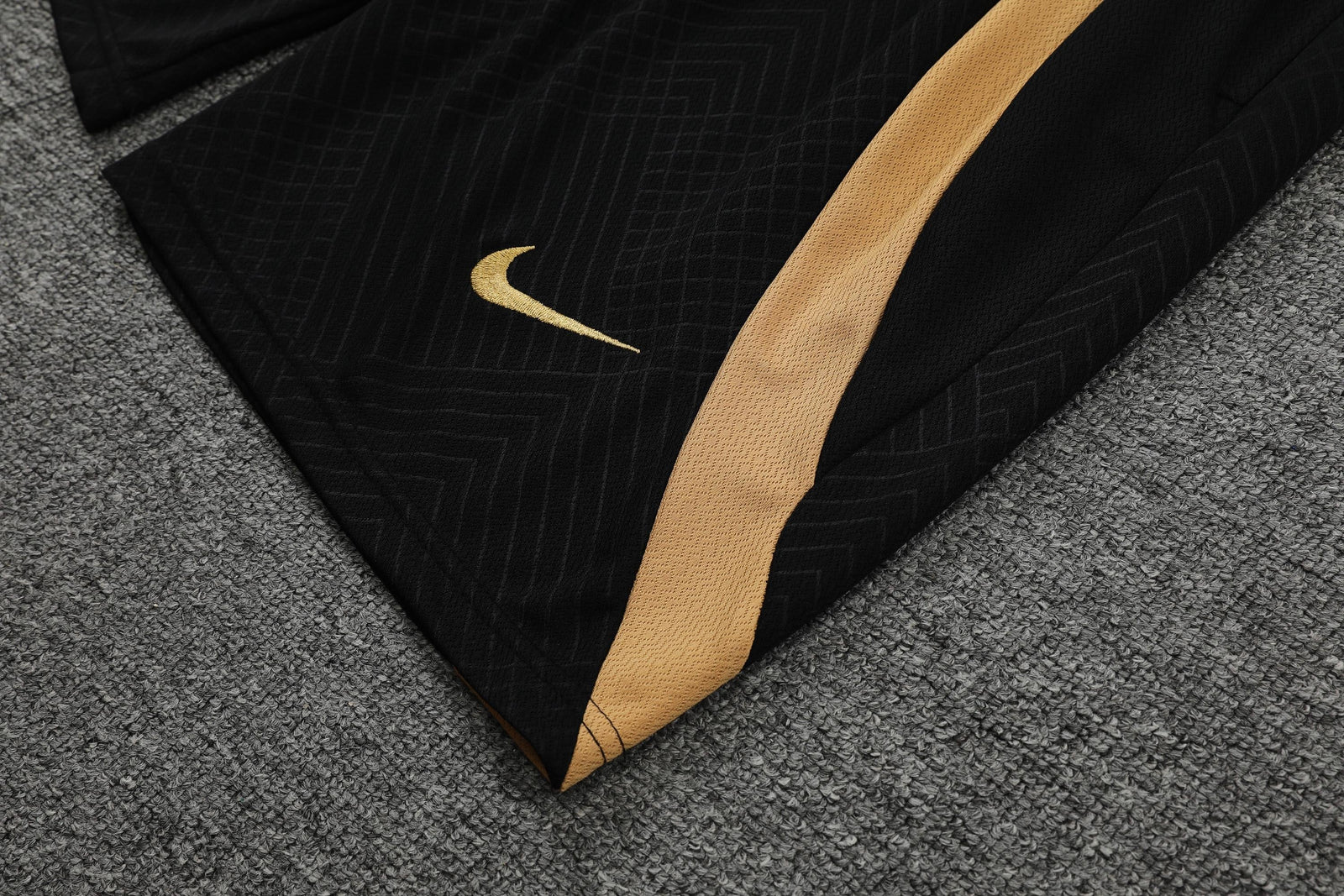 Training Men's Kit