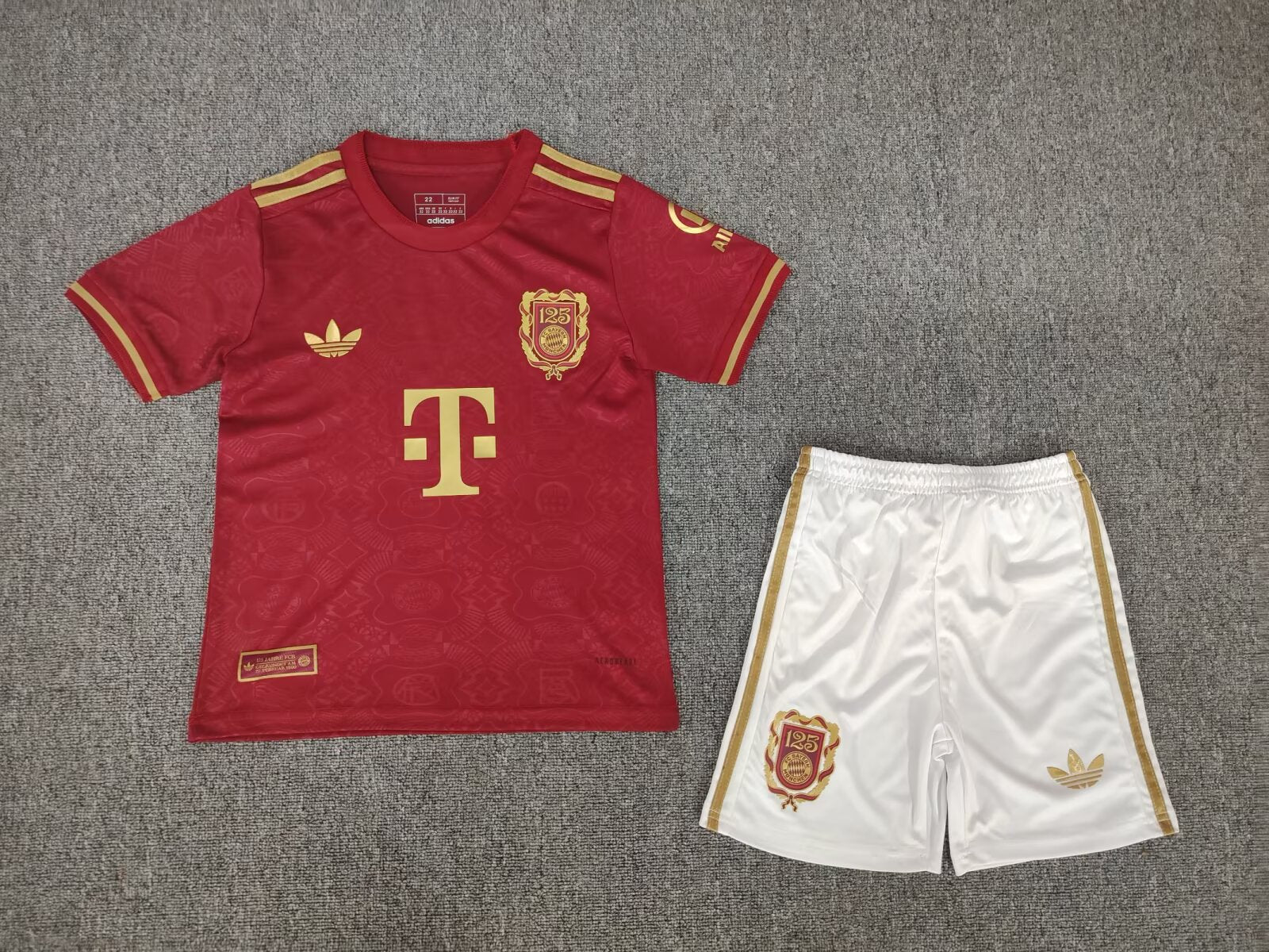 Kids Bayern Munich Jersey 125th Anniversary Kit