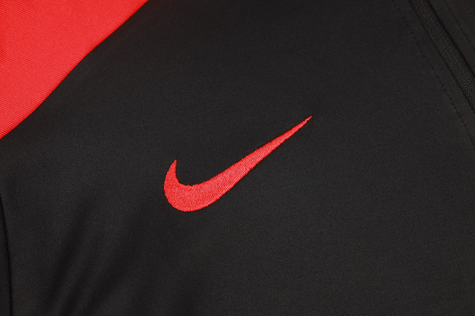 Tracksuit 24/25