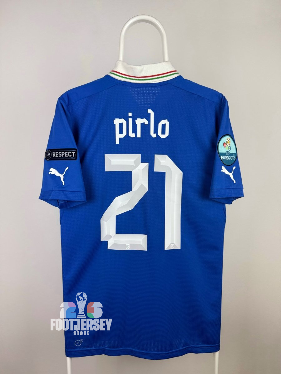 Andrea Pirlo - Italy 2012 home shirt 🇮🇹