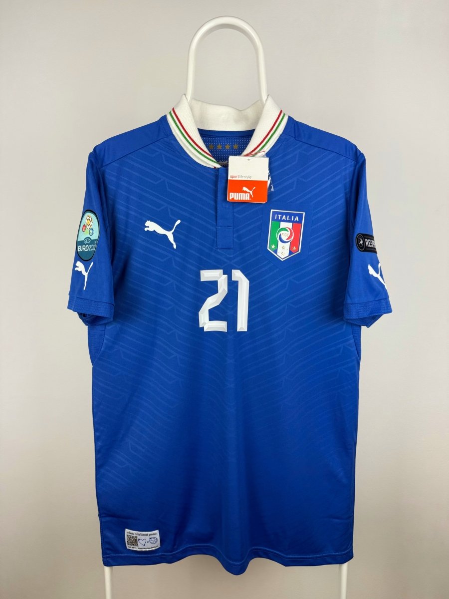 Andrea Pirlo - Italy 2012 home shirt 🇮🇹