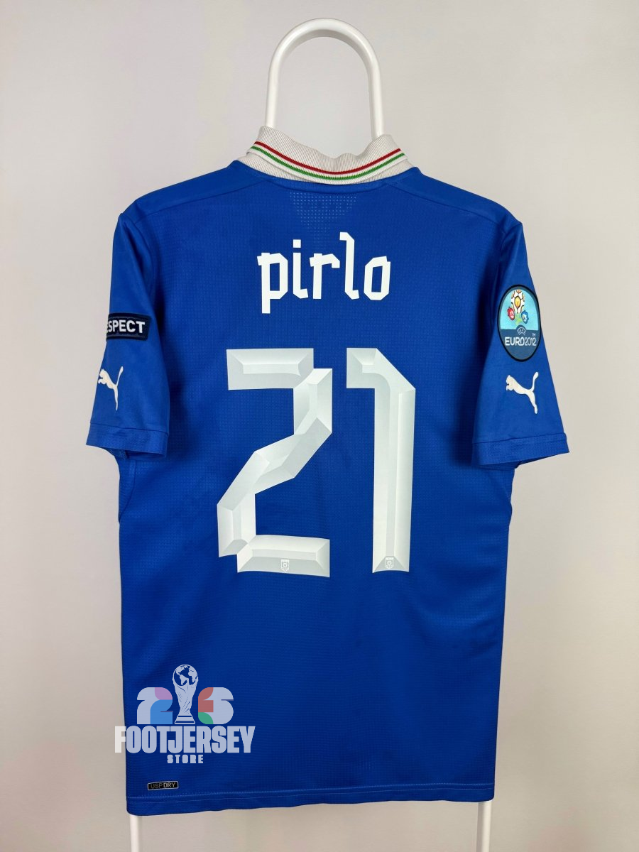 Andrea Pirlo - Italy 2012 home shirt 🇮🇹