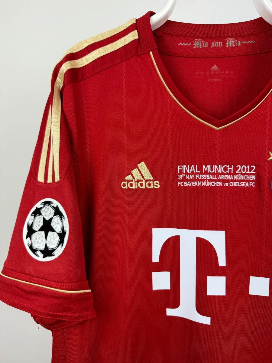 Bastian Schweinsteiger - Bayern Munich 2011/12 home shirt 🇩🇪