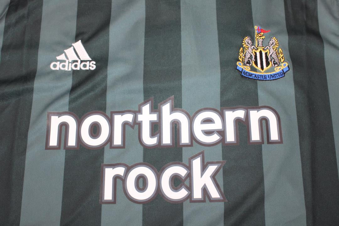 Newcastle Retro Away Jersey 2005/2006