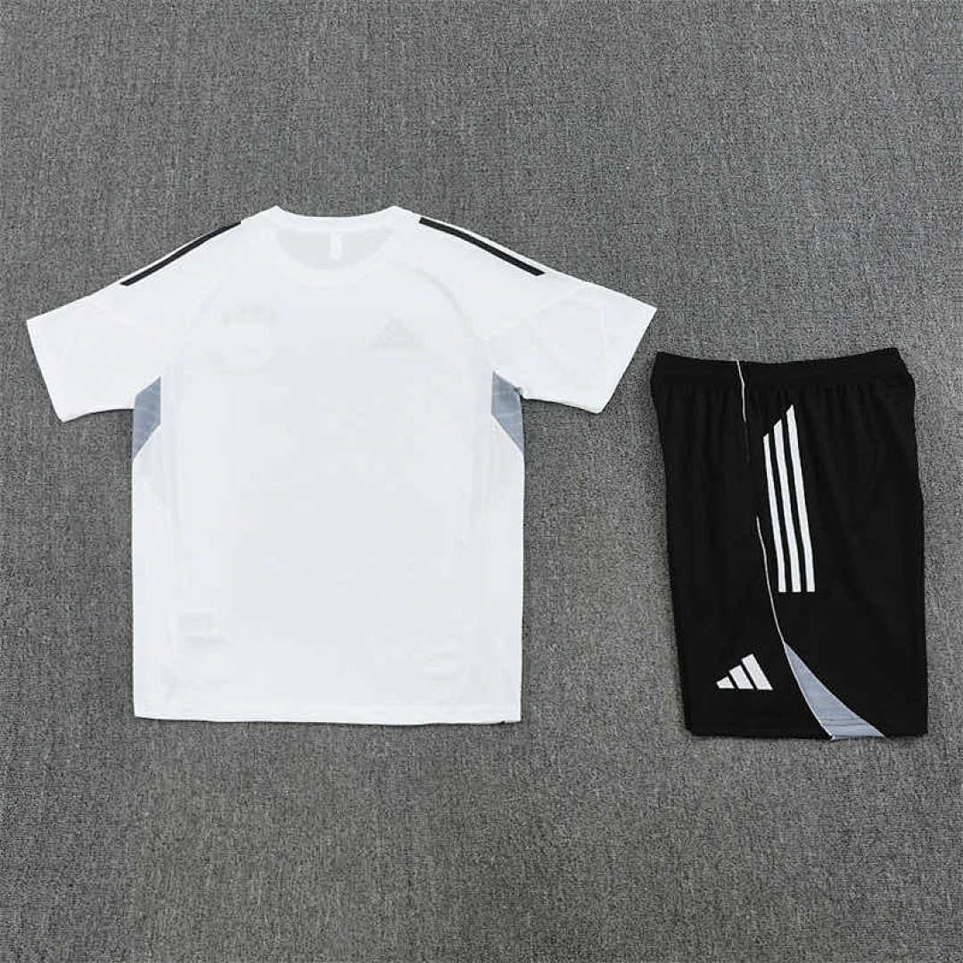 Training Men's Kit