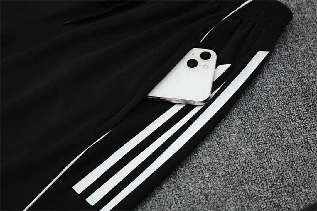 Training Men's Kit