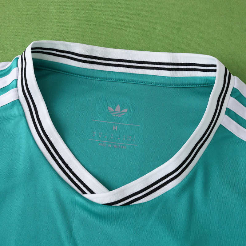 Liverpool Third Jersey 2025/26