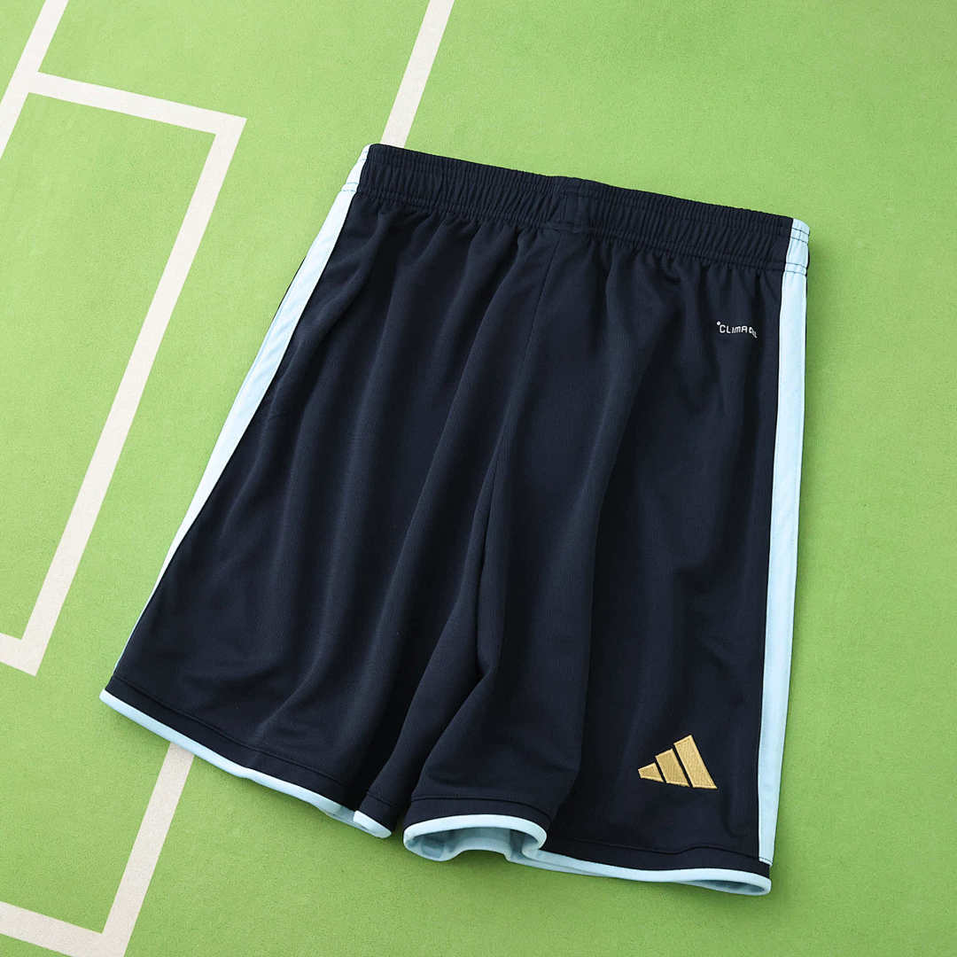 Shorts 26