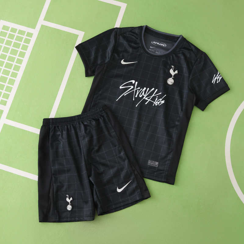 Away 25/26 Kids Kit