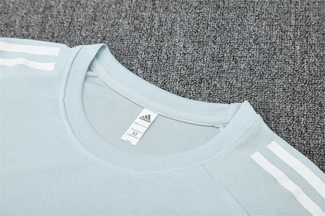 Training Men's Kit