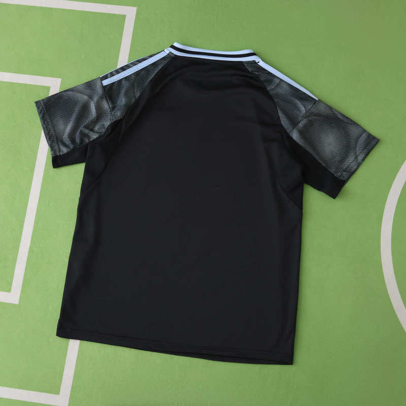 Away 25/26 Kids Kit