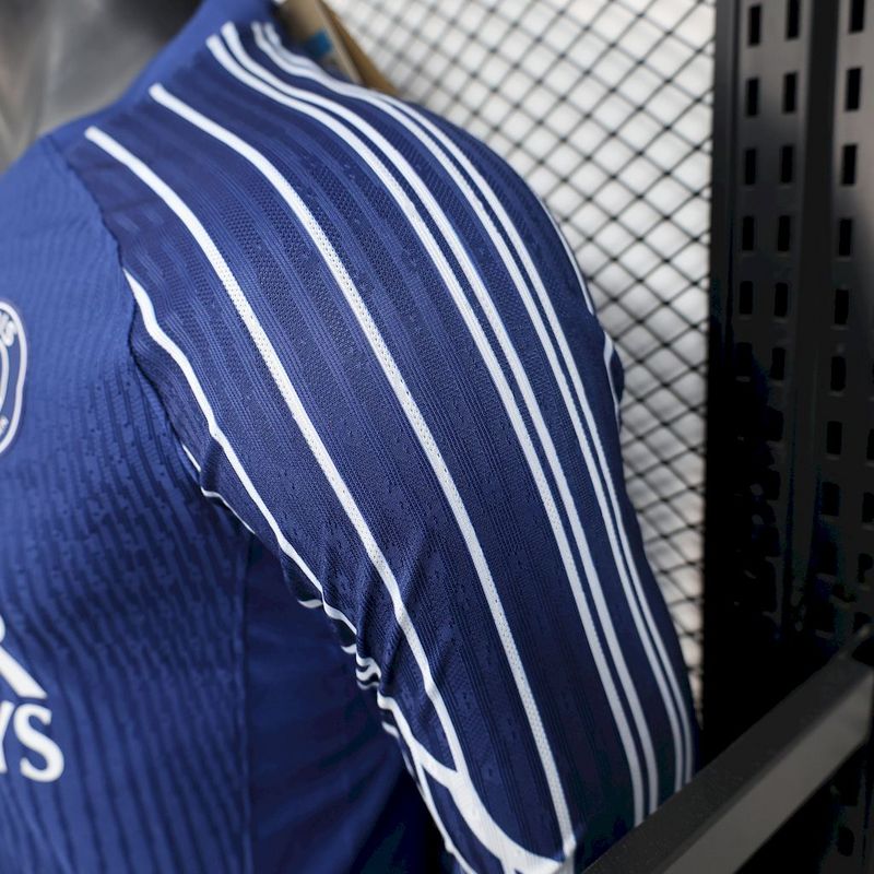 Paris Saint Germain Fourth Player Jersey 2024/2025 - Long Sleeve