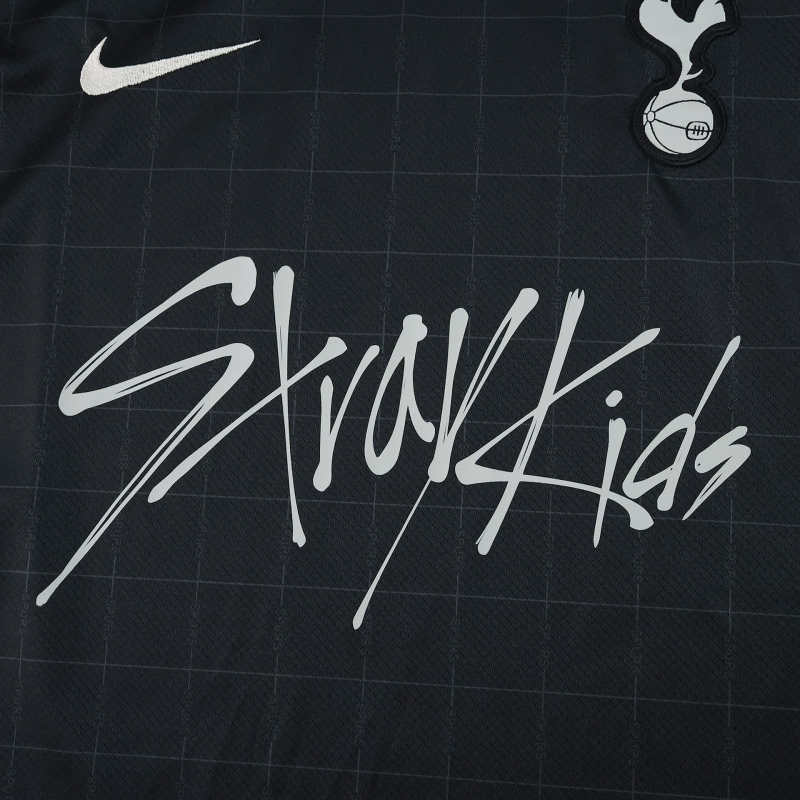 Away 25/26 Kids Kit