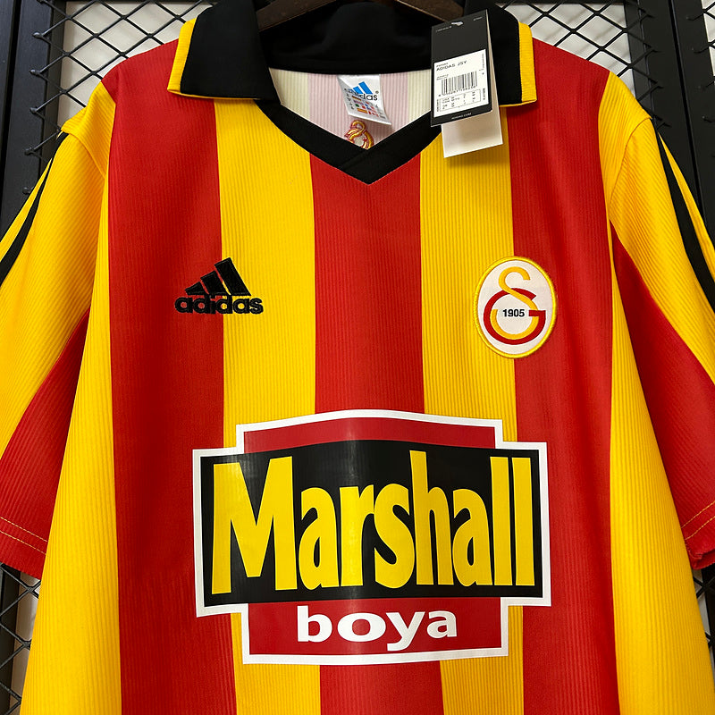 Galatasaray Retro Jersey Home 1999/2000