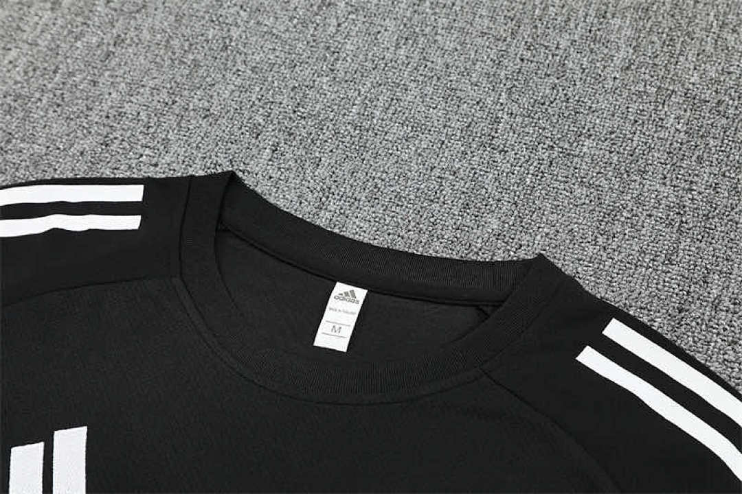 Training Men's Kit