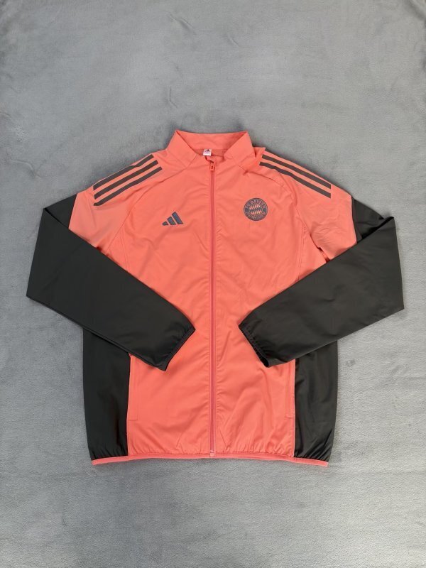 Bayern Munich Orange Windbreaker 25/26