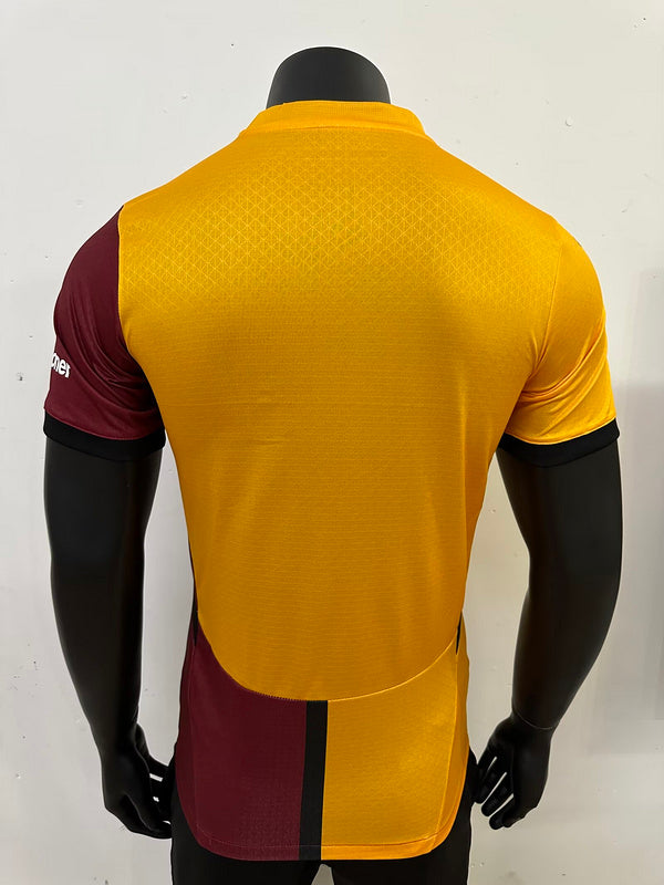 Galatasaray Home Player Jersey 2024/2025