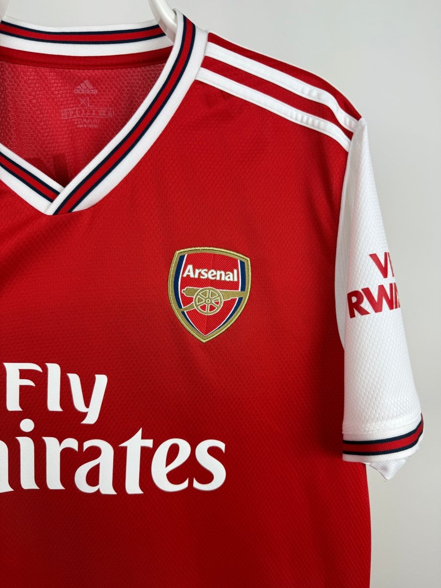 Bukayo Saka - Arsenal 2019/20 home shirt 🏴󠁧󠁢󠁥󠁮󠁧󠁿