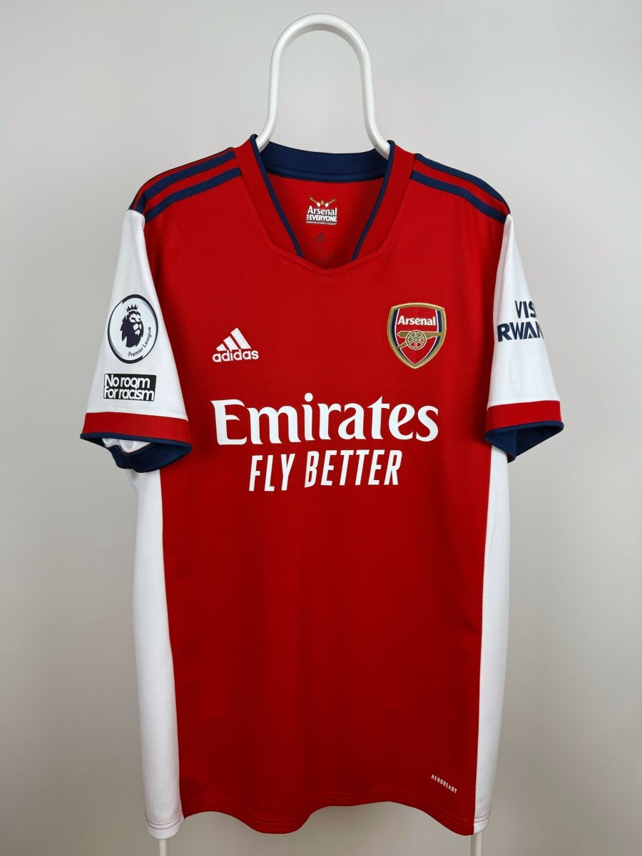 Bukayo Saka - Arsenal 2021/22 home shirt 🏴󠁧󠁢󠁥󠁮󠁧󠁿