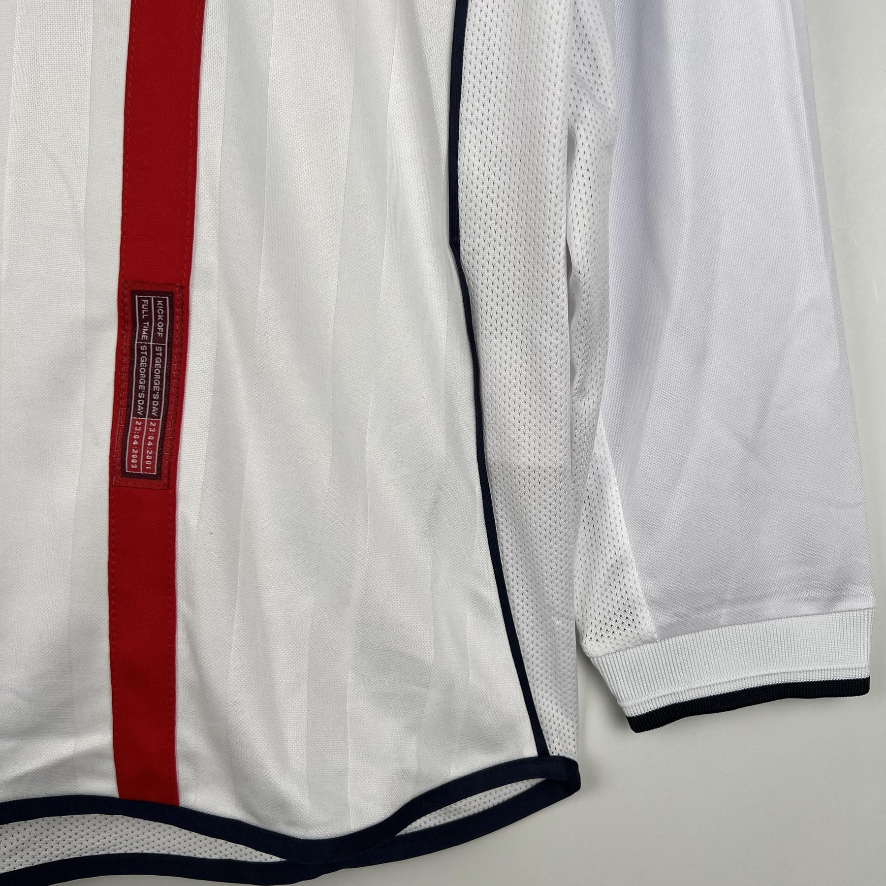 England Retro Home Jersey 2002 - Long Sleeve