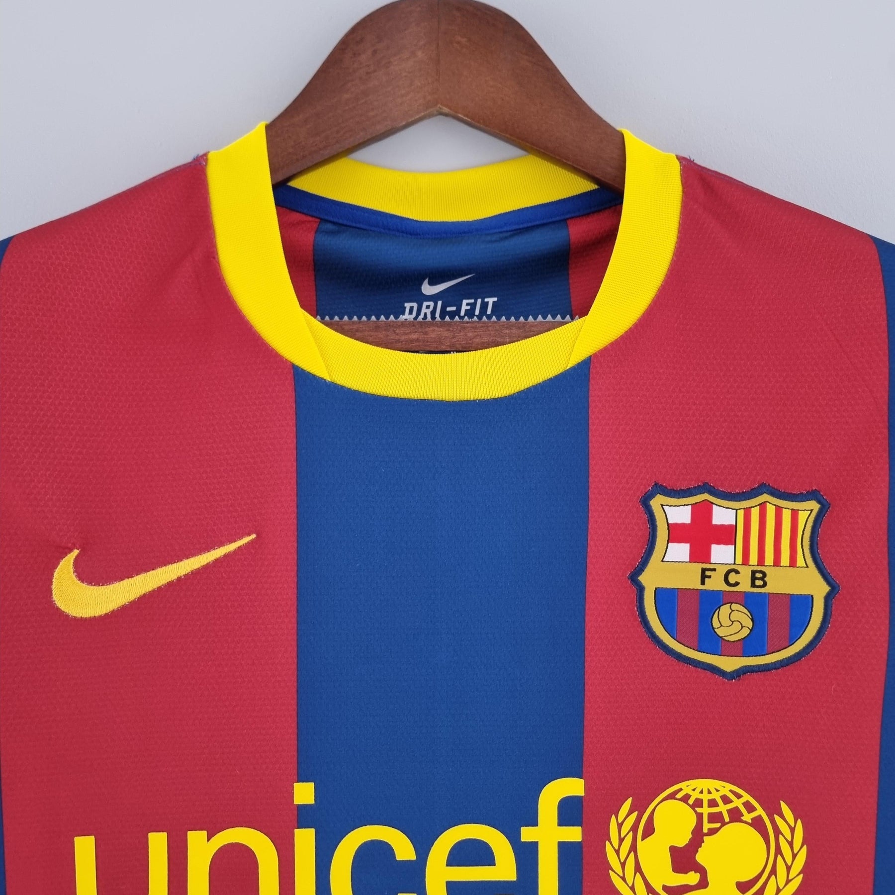 Barcelona Retro UEFA Champions League Home Jersey 2010/2012 - Long Sleeve