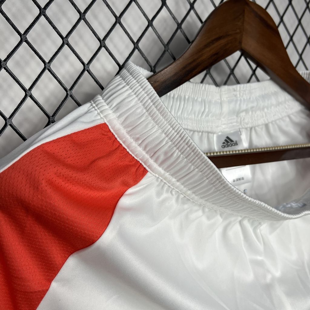 Shorts 24/25