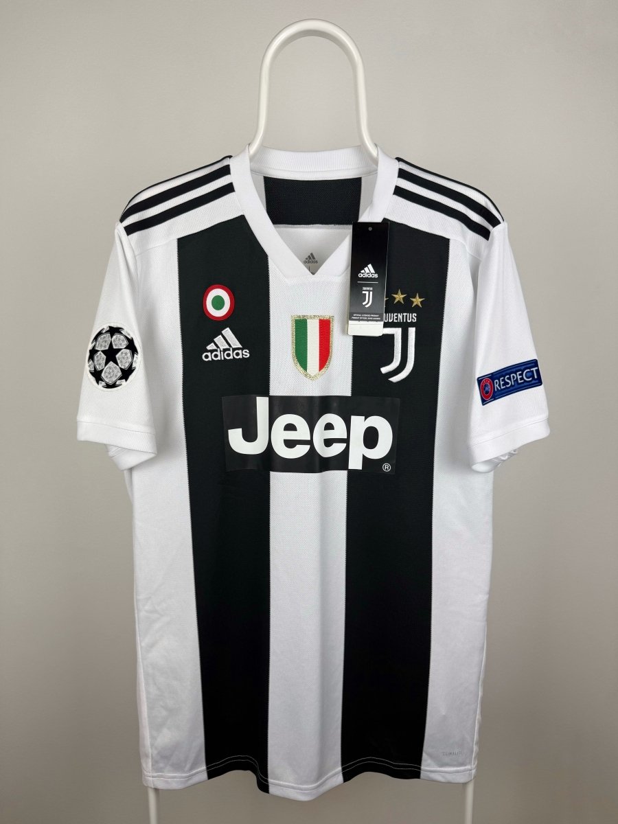 Cristiano Ronaldo - Juventus 2018/19 home shirt 🇵🇹