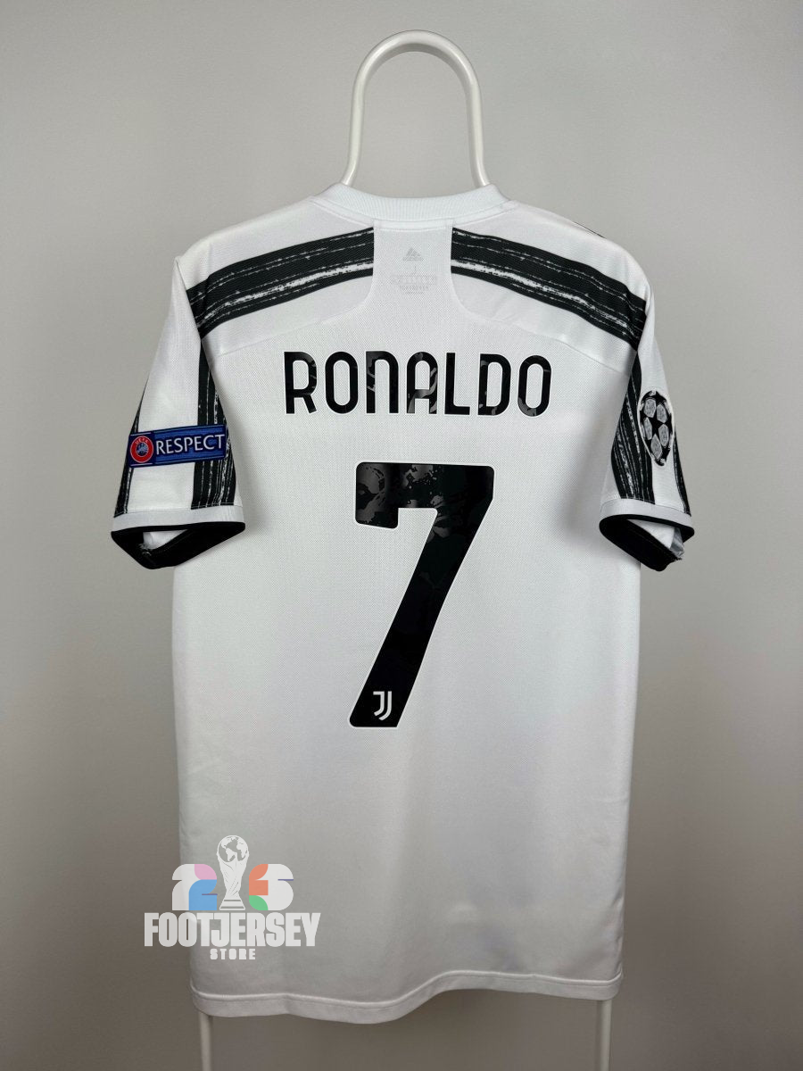 Cristiano Ronaldo - Juventus 2020/21 home shirt 🇵🇹