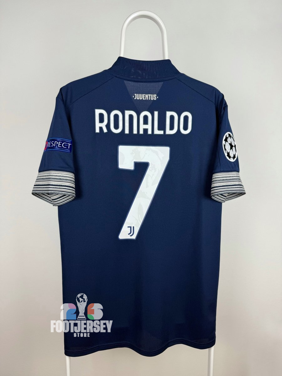 Cristiano Ronaldo - Juventus 2020/21 away shirt 🇵🇹