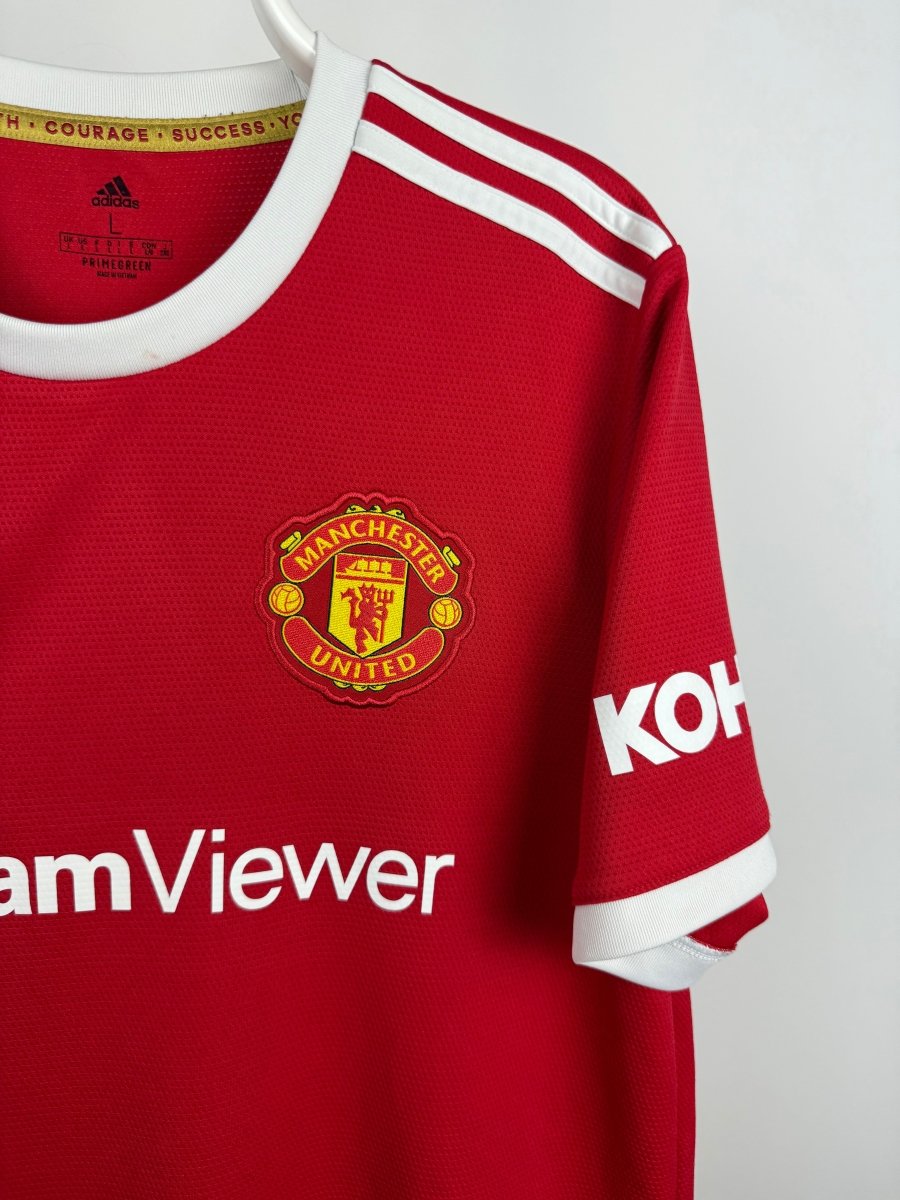 Cristiano Ronaldo - Manchester United 2021/22 home shirt 🇵🇹