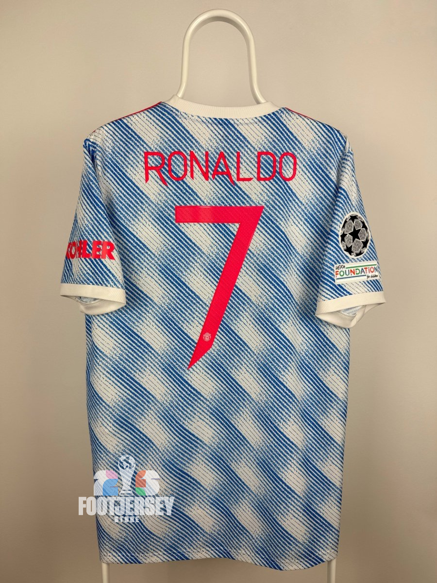 Cristiano Ronaldo - Manchester United 2021/22 away shirt 🇵🇹