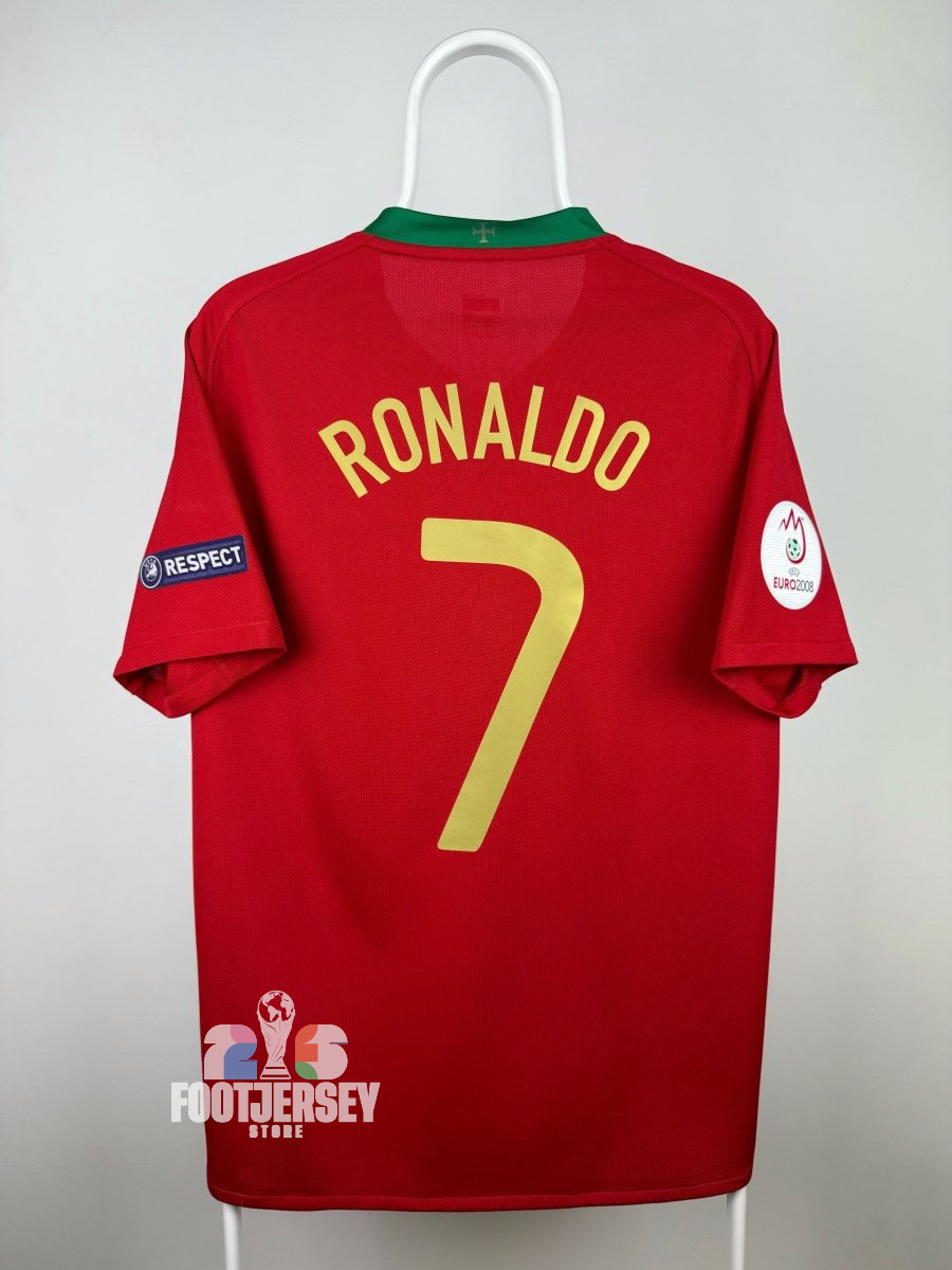 Cristiano Ronaldo - Portugal 2008 home shirt 🇵🇹