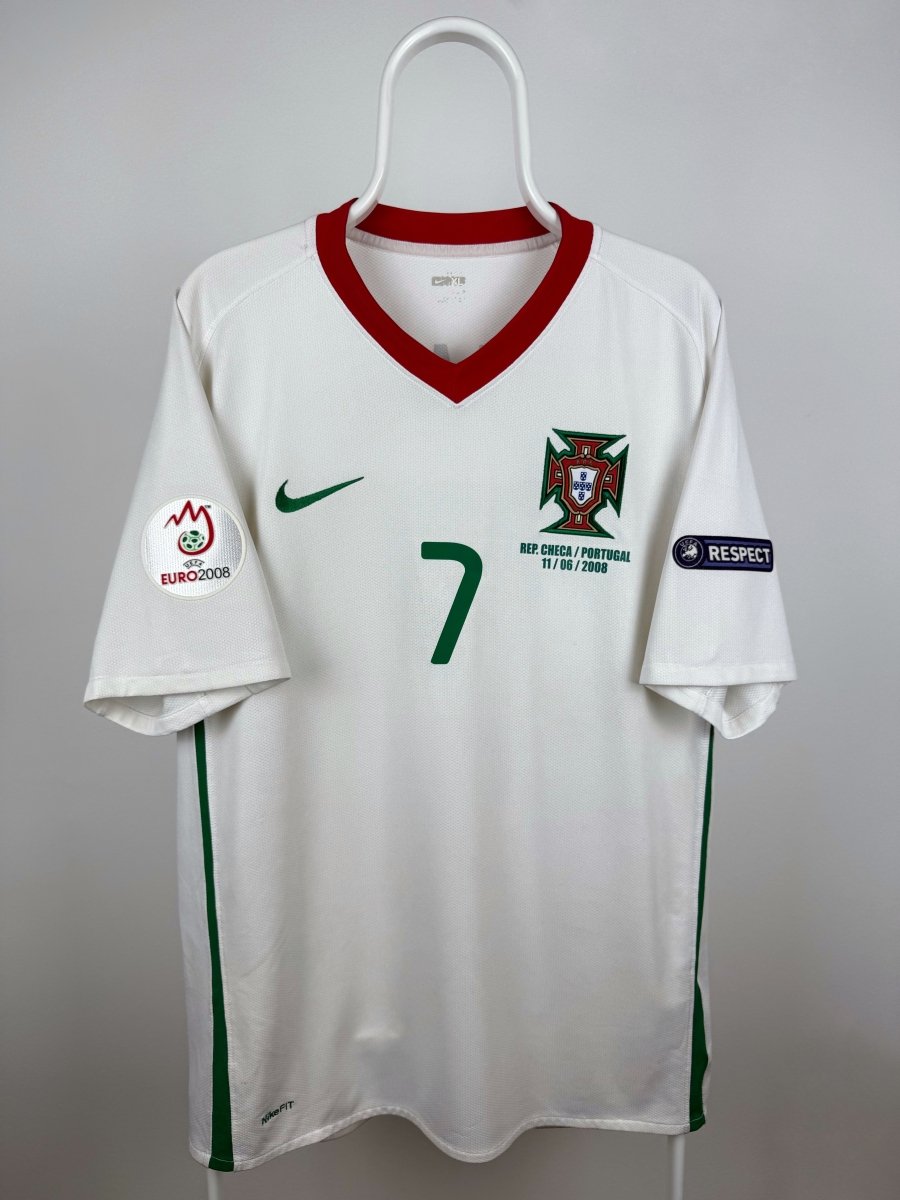 Cristiano Ronaldo - Portugal 2008 away shirt 🇵🇹