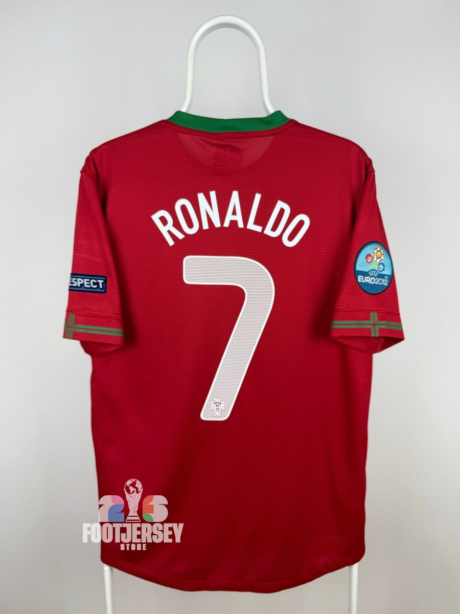 Cristiano Ronaldo - Portugal 2012 home shirt 🇵🇹