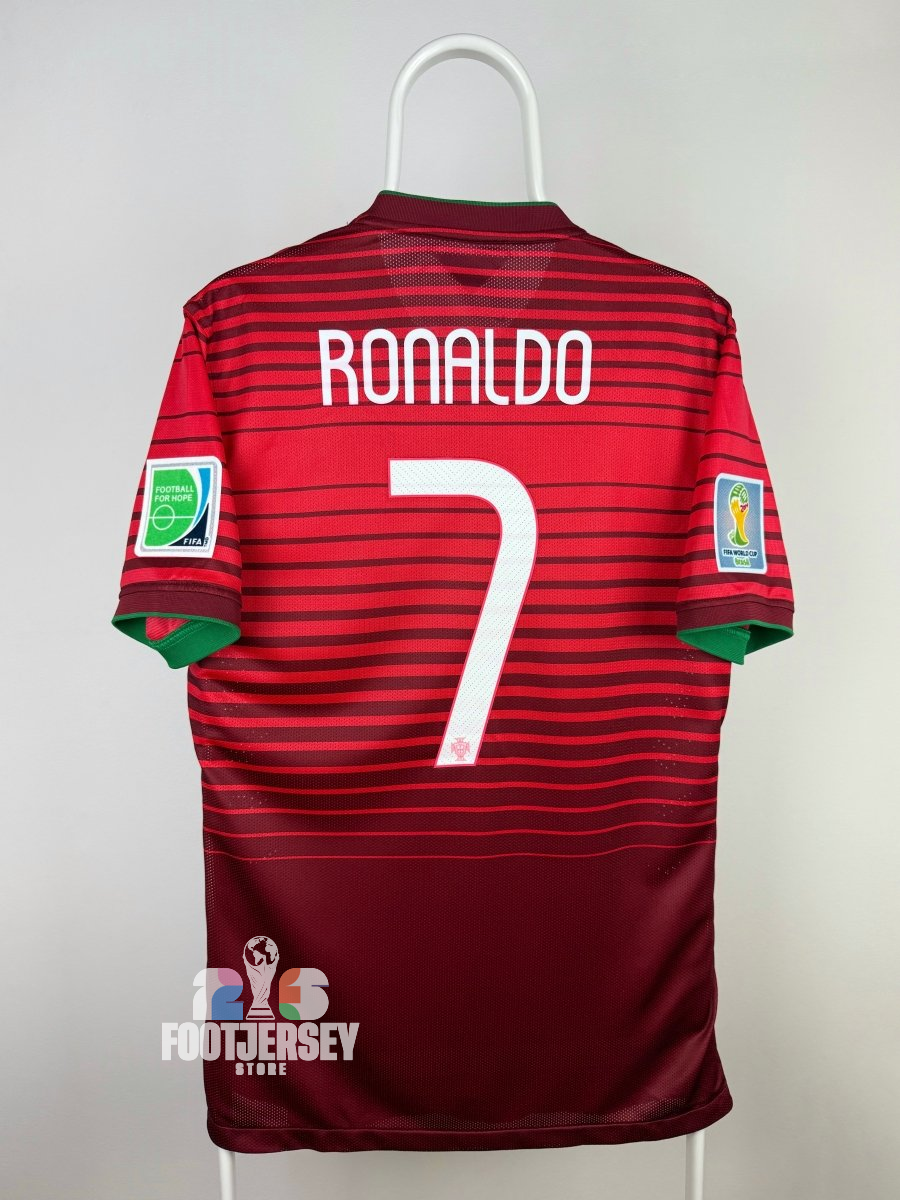 Cristiano Ronaldo - Portugal 2014 home shirt VAPOR 🇵🇹