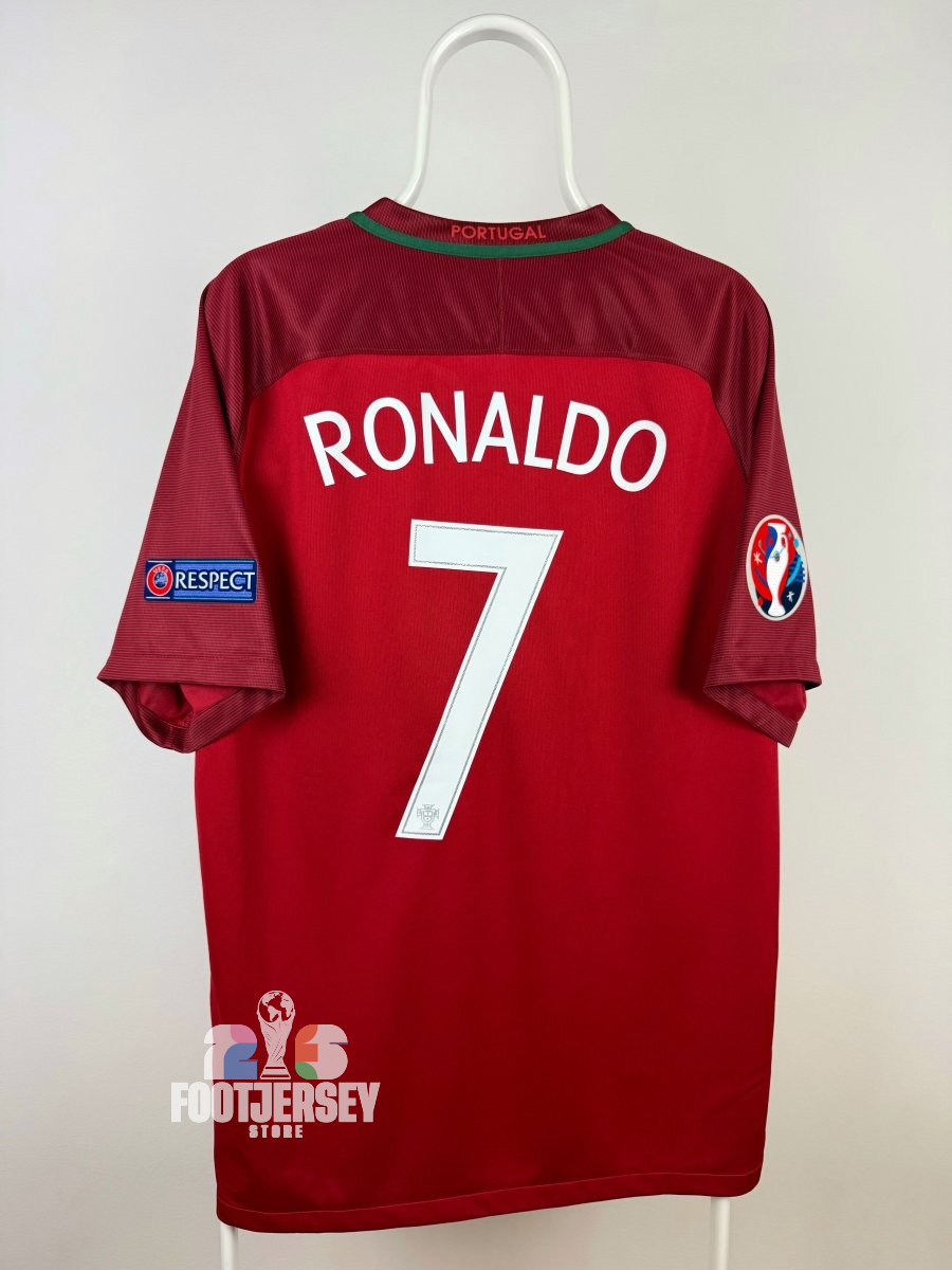 Cristiano Ronaldo - Portugal 2016 home shirt 🇵🇹